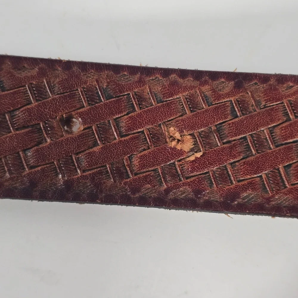 Schlitz Malt Liquor Belt Mens Size 46 Brown Leather Basketweave Vtg Buckle Beer - Picture 5 of 5